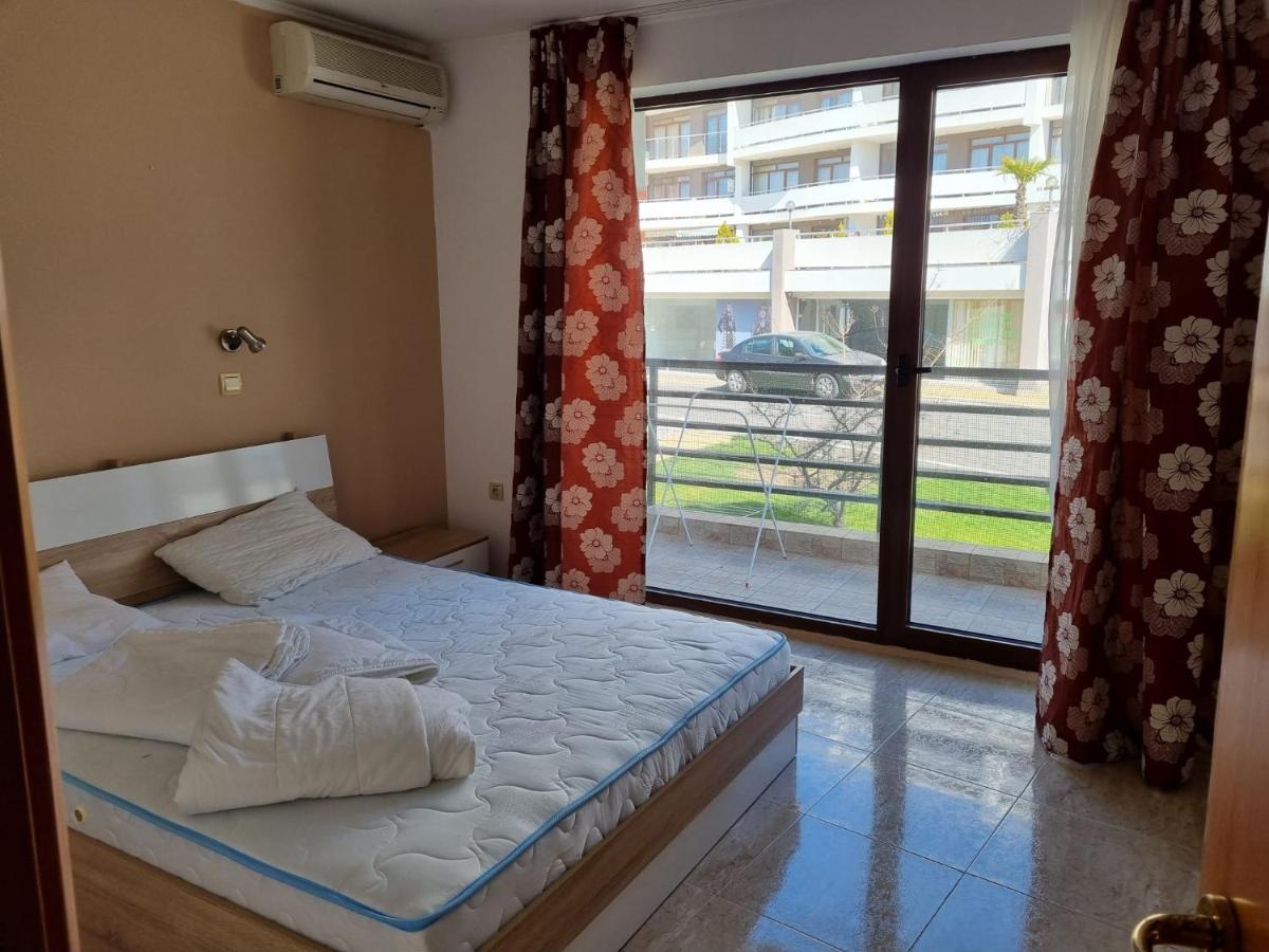 Luxsus Apartment Diamond Sveti Vlas Esterno foto