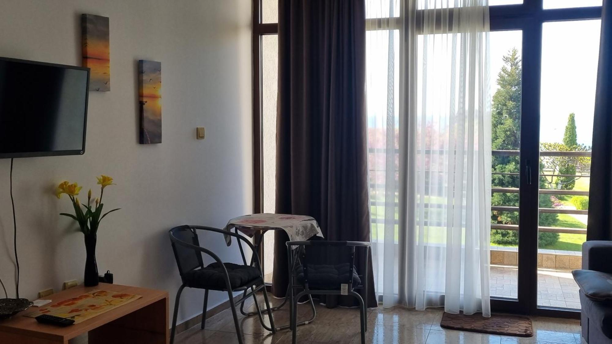 Luxsus Apartment Diamond Sveti Vlas Esterno foto